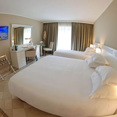 chambre de luxe vue mer - hotel luxe calvi abbaye